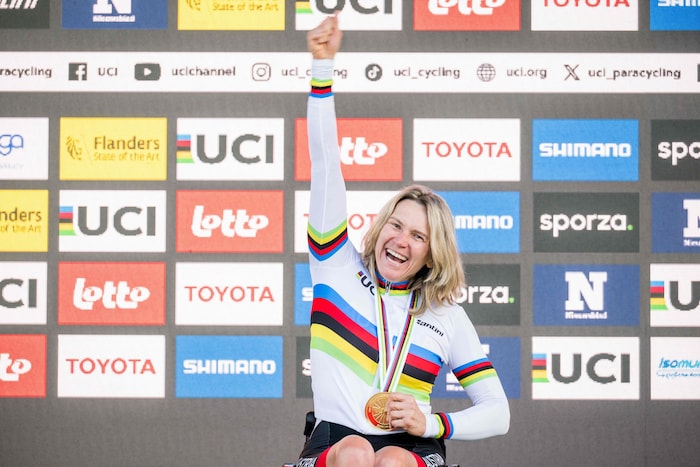 Bei der Para-Cycling-WM in Belgien gewann Svetlana Moshkovich Gold im Handbike-Einzelzeitfahren.