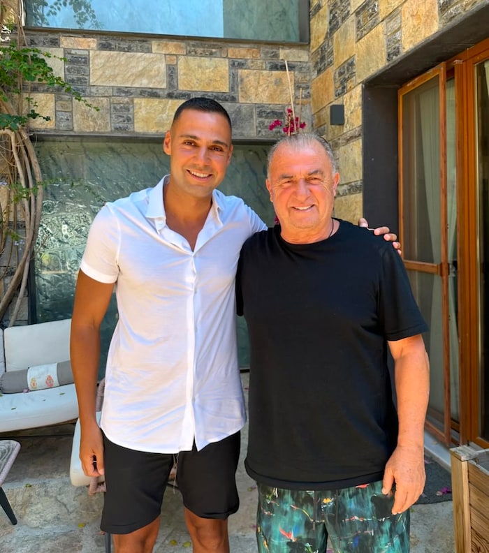 Die türkische Trainerlegende Fatih Terim sieht Tanrıvermiş als einen Mentor.