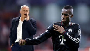 Benfica-Coach Jose Mourinho musste sich Chelsea geschlagen geben, der FC Bayern bezwang Pafos ...