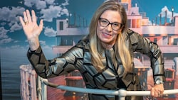 Bevor es zur Eröffnung der Ausstellung „Die Legenden der Titanic“ ging, sagte Christa Kummer ...