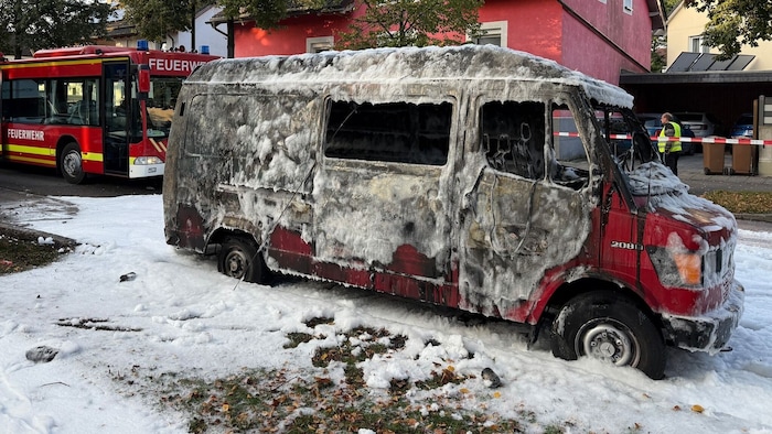 Das ausgebrannte Auto