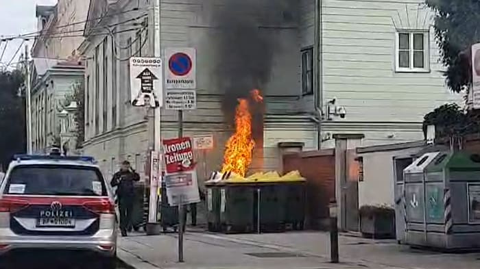In den Morgenstunden sorgte eine brennende Mülltonne in Döbling für Aufregung.