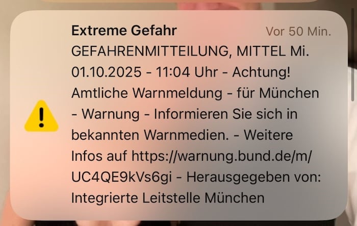 Alle Bewohner in München hatten am späten Mittwochvormittag einen Warnhinweis auf ihr Smartphone ...