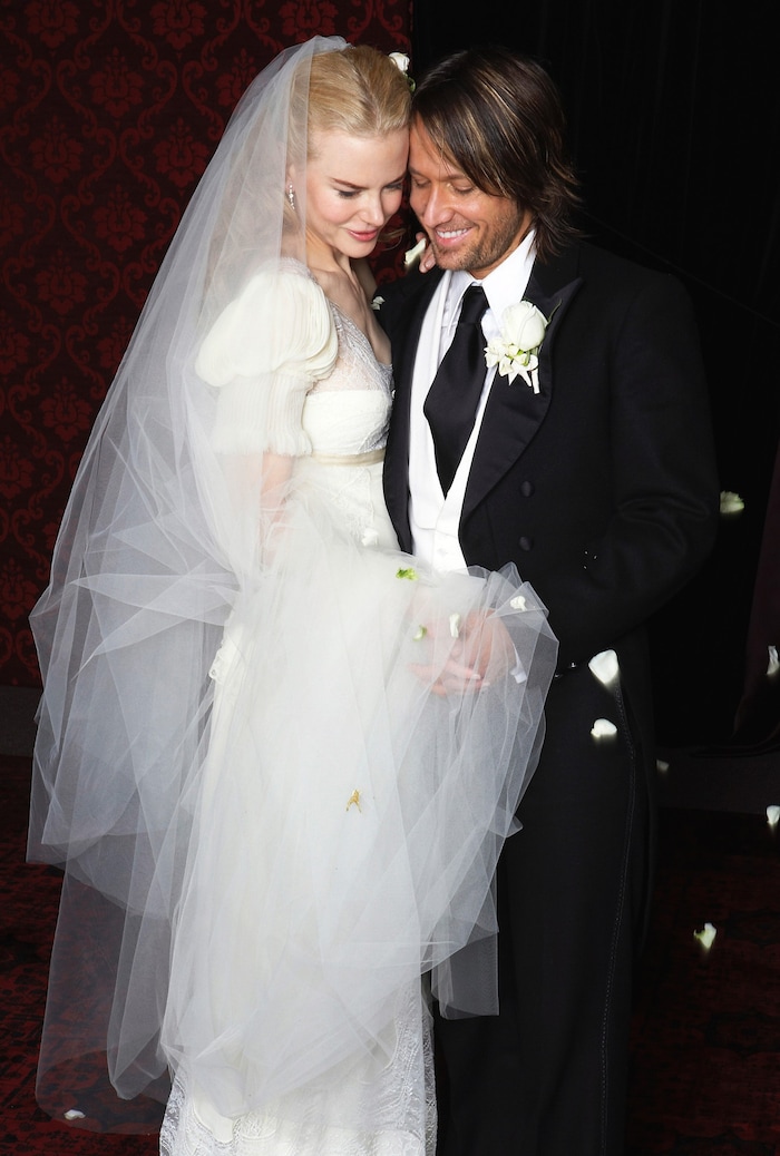Nach der Hochzeit schickte Nicole Kidman Keith Urban in den Entzug. Im Ehevertrag soll daher ...