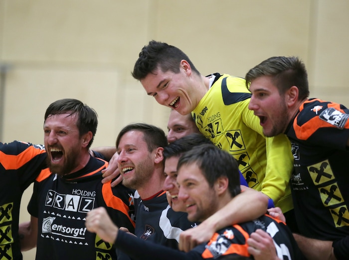 Tormann Eichberger und Lukas Schweighofer (re.) spielten schon als Youngsters gemeinsam in Graz.