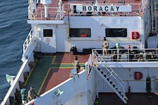 Die französische Armee hat den 244 Meter langen Tanker vor Saint-Nazaire gekapert.