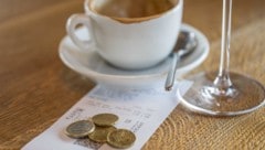 Beim Kaffeetrinken könnte schon bald ein Gefühl von Luxus aufkommen.