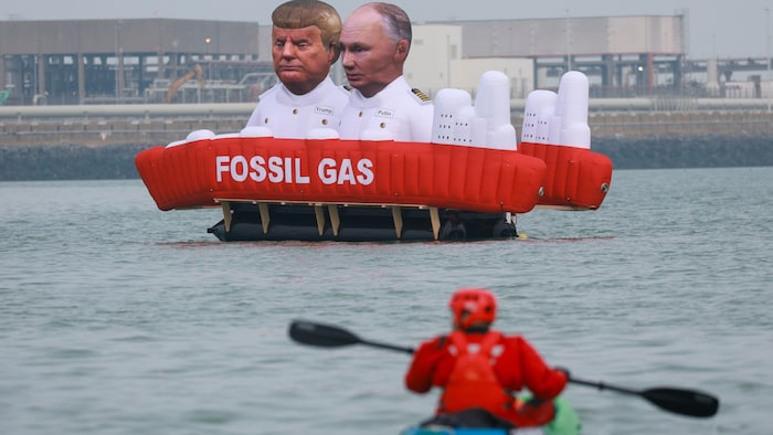 Wladimir Putin und Donald Trump sitzen im selben Boot, wenn es um Geschäfte mit fossilen ...