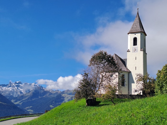 Kuratienkirche auf 1151 Metern Seehöhe: Beliebtes Fotomotiv.