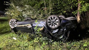 Am Auto entstand ein Totalschaden.