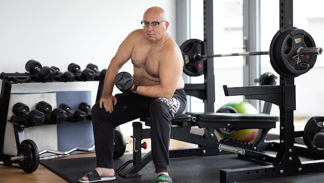 Waltraud is now considering taking part in the women's weightlifting competition.