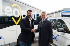 Ab sofort sind Busse mit dem neuen „leopoldi“-Logo im weiten Land unterwegs.