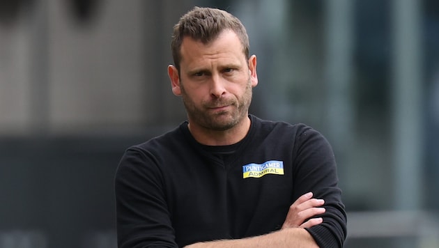 Kann Trainer Jürgen Säumel seine Sturm-Kicker heute Abend zum Sieg führen?
