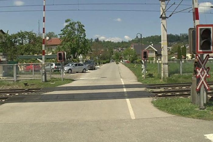 Die ÖBB will viele Bahnübergänge in Krumpendorf schließen.
