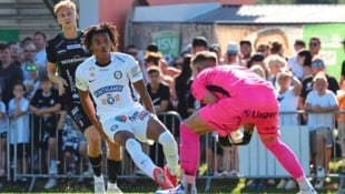 Axel Kayombo (li.) zeigte in der Vorbereitung seine Torgefahr.