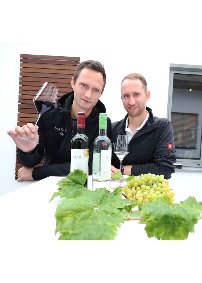 Konrad und Lukas Mariel sind zufrieden mit der Lese.