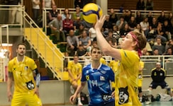 Theo Reiter (l.) ist der neue Trainer der Wolfurter.