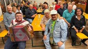 Beim Fantreffen stimmten sich Band mit Anhang auf die Gaudi in Kroatien schon einmal ein.