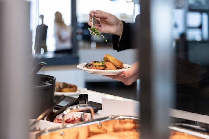Die Gäste in den Lounges soll ein Kulinarik-Feuerwerk erwarten. Zielgruppe sind die Fluggäste ...