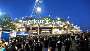 Endlich wieder ein echtes Heimspiel auf europäischer Bühne in der Merkur Arena. Das freute auch ...