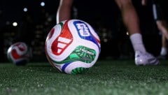 Die FIFA hat den Ball für die WM 2026 vorgestellt.