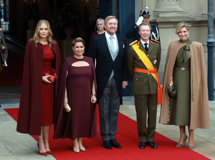 Kronprinzessin Amalia mit ihren Eltern, König Willem-Alexander und Königin Màxima, sowie dem ...