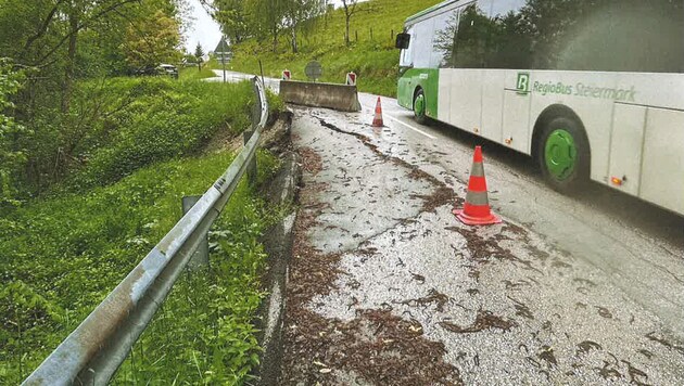 Bei Unwettern im Herbst 2024 kam es auf der Kaiseraustraße zu einer talseitigen Rutschung.