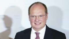 Seit seinem Amtsantritt 2016 ist es Christian Kircher gelungen, „den Bundestheater-Konzern mit ...