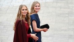 Kronprinzessin Amalia der Niederlande und Kronprinzessin Elisabeth von Belgien werden einmal als ...