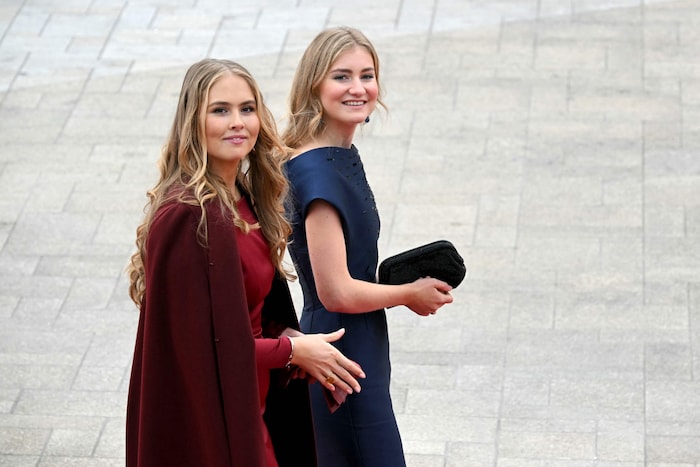 Kronprinzessin Amalia und Kronprinzessin Elisabeth sorgten beim Thronwechsel in Luxemburg für ...
