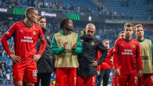 Rapids Spieler verließen Posen mit hängenden Köpfen.