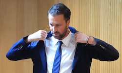 Georg Dornauer darf wieder auf die Pirsch gehen.