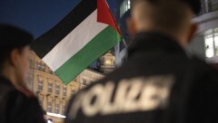 Die Polizei musste mehrmals einschreiten (Symbolbild).