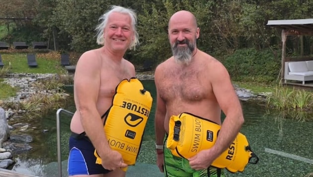 Thomas Humer (li.) mit Josef Köberl kurz bevor sie sich ins kühle Nass begeben.