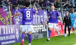 Christian Gebauer (re.) und Denizcan Cosgun trugen sich beim Heimsieg von Austria Salzburg in ...