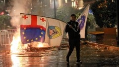 Die georgische Opposition hat zum Boykott der Kommunalwahlen und zur „friedlichen Revolution“ ...