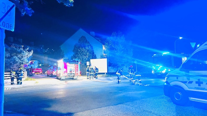 Eineinhalb Stunden dauerte der Einsatz in der Nacht von Samstag auf Sonntag.