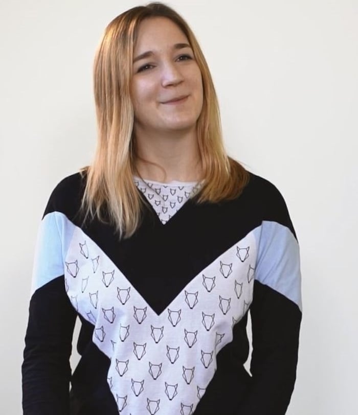 Ein Foto von Jennifer Scharinger.