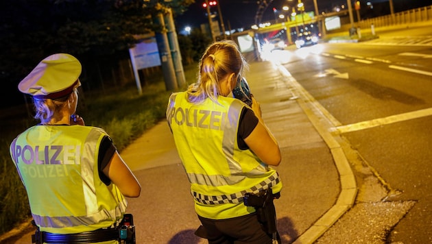 Auf der Innsbrucker Bundesstraße (Symbolbild) war der Raser mit 107 unterwegs.