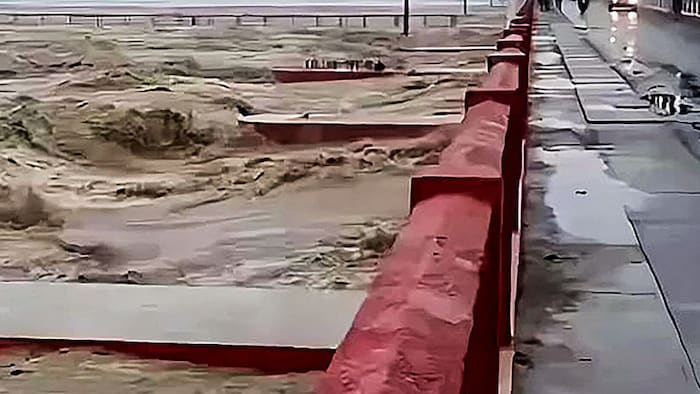 In Nepal werden nach Sturzfluten noch einige Menschen vermisst.
