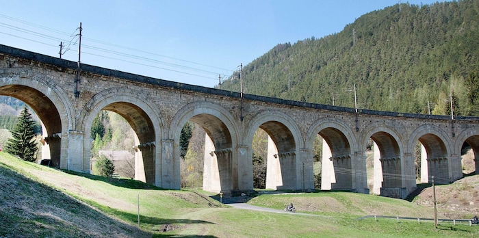 Seit 1998 bereits UNESCO-Weltkulturerbe: Die Semmeringeisenbahn samt Viadukte, Tunnels, ...