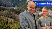 Bürgermeister Hermann Doppelreiter und Irmengard Mayer vom Bundesministerium für Kunst und ...
