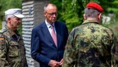 Deutschlands Bundeskanzler Friedrich Merz benötigt für seine Pläne eine Änderung des ...