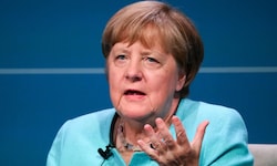 Deutschlands Ex-Kanzlerin Angela Merkel (CDU) spricht über das Scheitern der Diplomatie mit ...