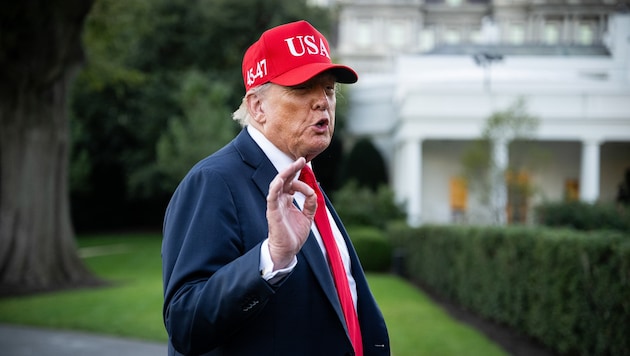 Donald Trump vor dem Weißen Haus – dieses soll zum ungewöhnlichen Austragungsort eines blutigen ...