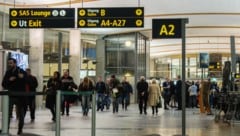 Der Flughafen Oslo hat am Montag in der Früh den Flugverkehr vorübergehend eingestellt, nachdem ...