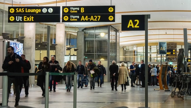 Der Flughafen Oslo hat am Montag in der Früh den Flugverkehr vorübergehend eingestellt, nachdem ...