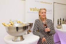 Simone Lugner bei der neuen Veranstaltungsreihe „Ladies first. Vermögen. Vorsorge. ...