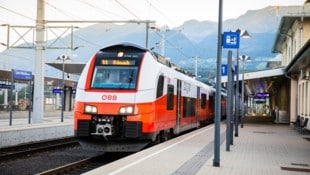 Ein Teil der bisherigen S1 verbindet jetzt als S7 Friesach nur noch mit Klagenfurt. Die neue S1 ...