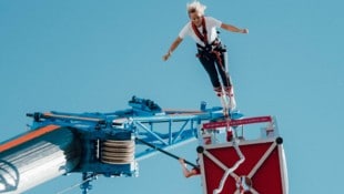 Sport-Staatssekretärin Michaela Schmidt machte beim Tag des Sports auf dem Wiener Heldenplatz ...